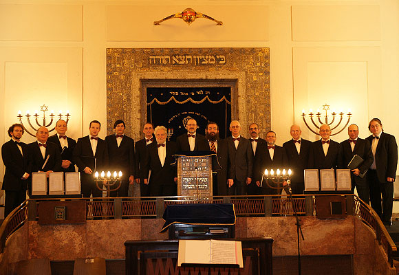 SYNAGOGENCHOR BASEL, SCHWEIZ