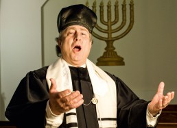 Kantor Isaac Sheffer singend in der Synagoge Pestalozzistraße